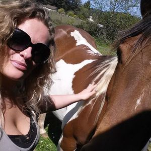 Meet your Posher, Crystal